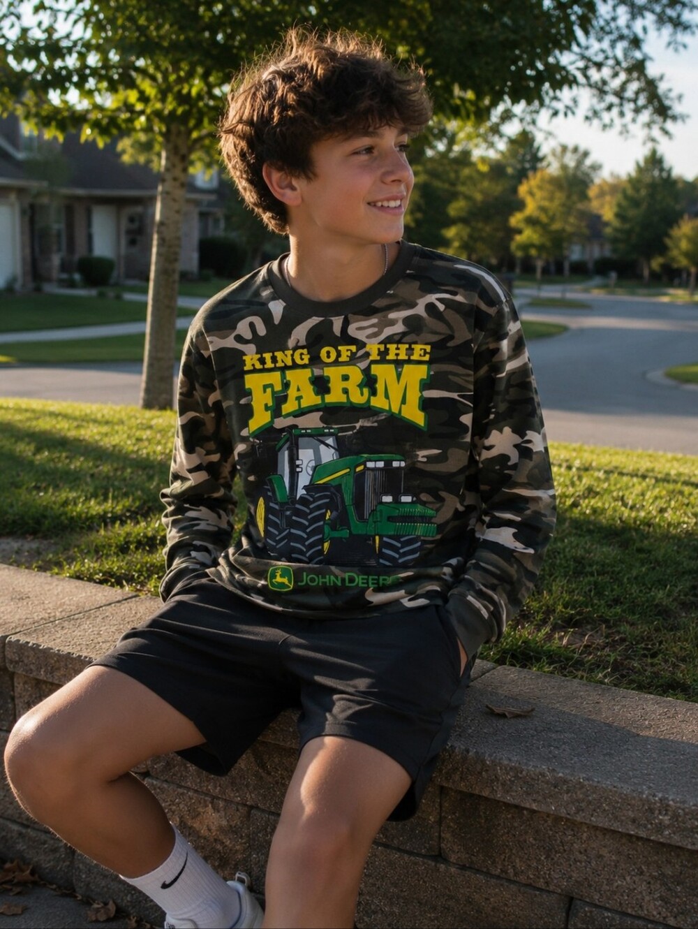5/25$ John Deere Kids Camo King Of The Farm Tractor Shirt